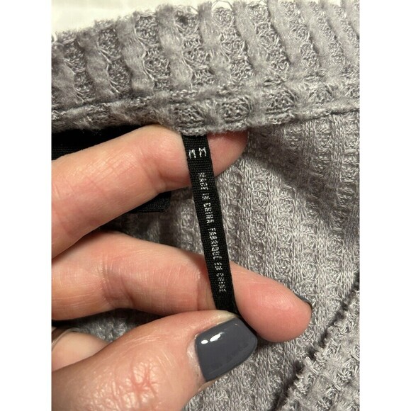 Out from Under Urban Outfitters Jojo Thermal Shirt Sz Medium Gray Waffle Knit - Picture 6 of 10
